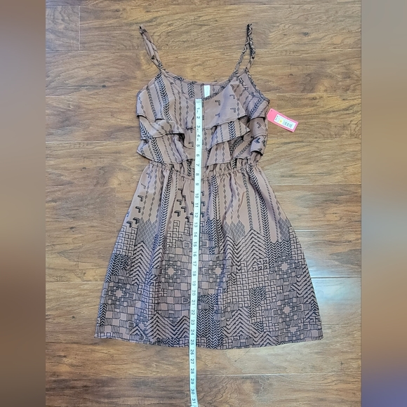 Xhilaration Zip Up Ruffle Sundress Brown And Black Size Small NWT Never Worn - Picture 10 of 10